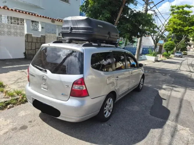 Nissan Livina Grand SL 1.8 16V Flex Fuel Aut. 2013