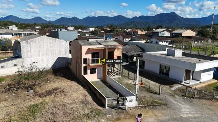 Geminado Novo para Locação  Bairro Morro do Meio - 66m² | 2 andares | 2 dormitórios | 1 va