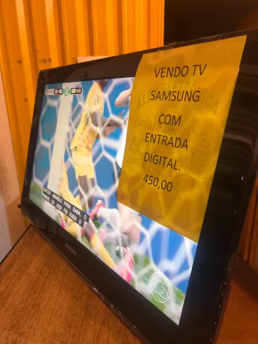Tv Samsung LN32 polegadas com entrada digital