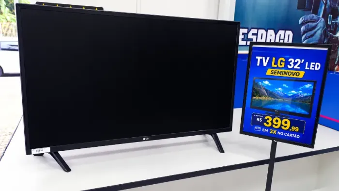 TV LG 32" LED 32LV300C - Seminova 8181