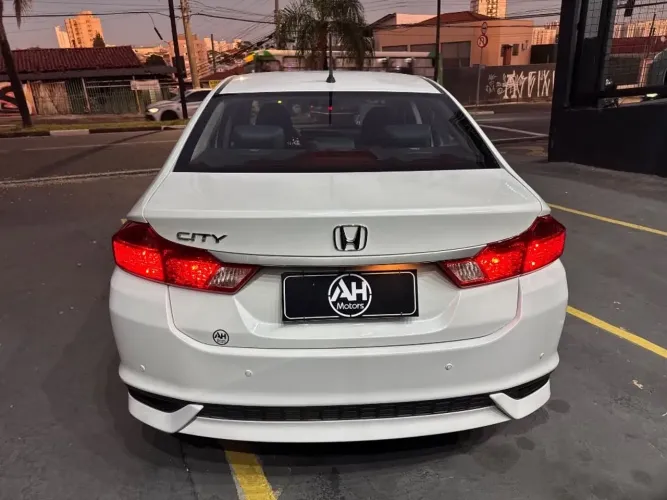 Honda City Sedan Personal 1.5 Flex 16V Aut. 2018