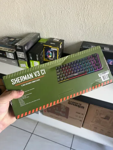 ? TECLADO MECÂNICO GAMER TGT SHERMAN V3 C1 (Novo na Caixa!)