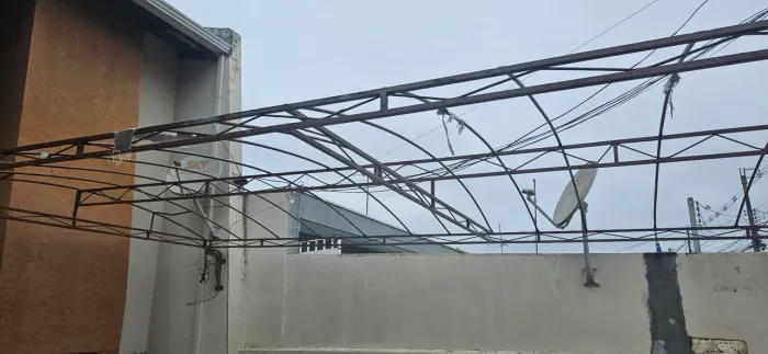 Armação pra toldo 