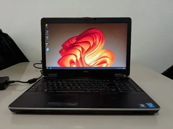 Notebook Dell Latitude i7 4800MQ, 16GB, Radeon 8790, 2x SSDs
