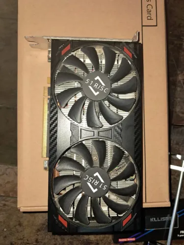 Placa de vídeo 5500xt 51risk 8gb