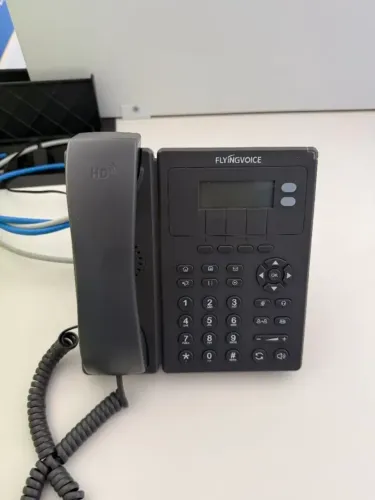telefones IP - FlyingVoice fip10