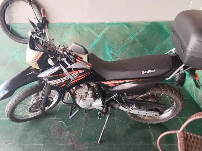 Vendo ou troco por ágio de carro
