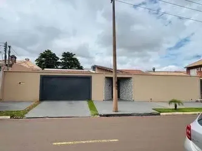 Imóvel para aluguel tem 400 metros quadrados com 5 quartos