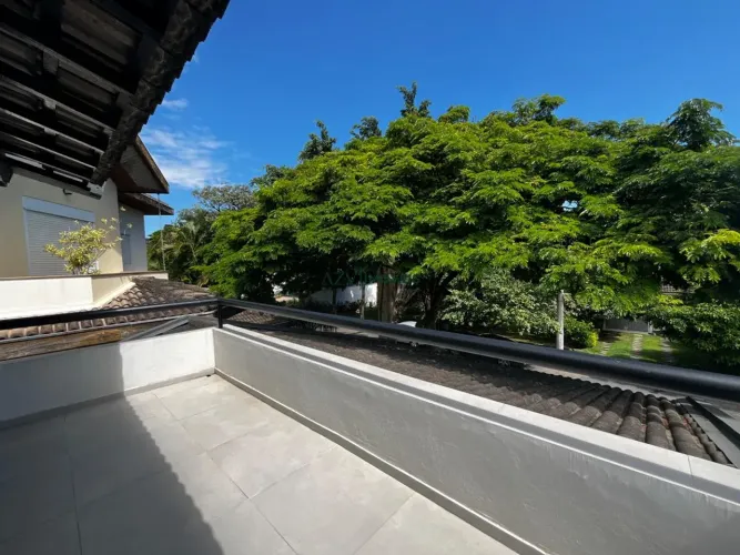 Casa à venda no condomínio Jardim das Colinas - SJC/SP