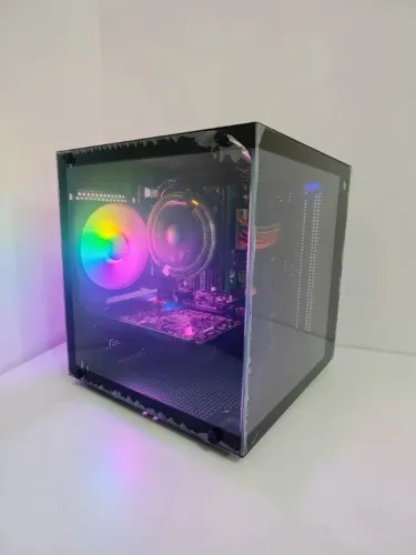 Gabinete Gamer Aquário, Mini-Tower, Lateral de Vidro, Com 1 Fan - Novo