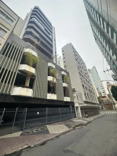 apartamento torre lateral com linda vista, andar alto, Granbery, 230 m2, 03 quartos/02 suí