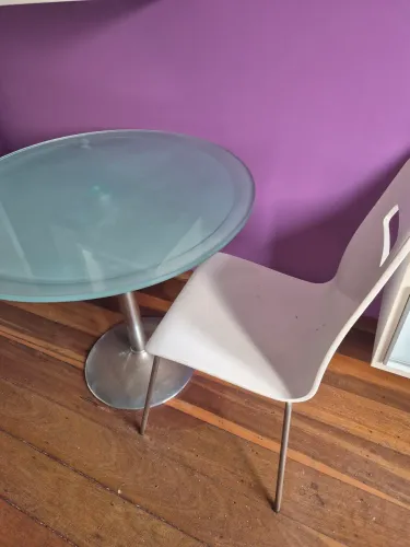 Mesa redonda de vidro