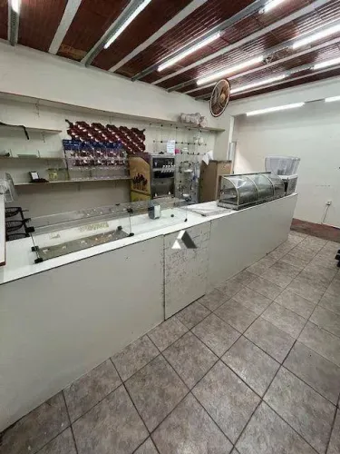 Loja para alugar, no Bairro Europa