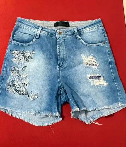 Short jeans latreille bordado TAM 38
