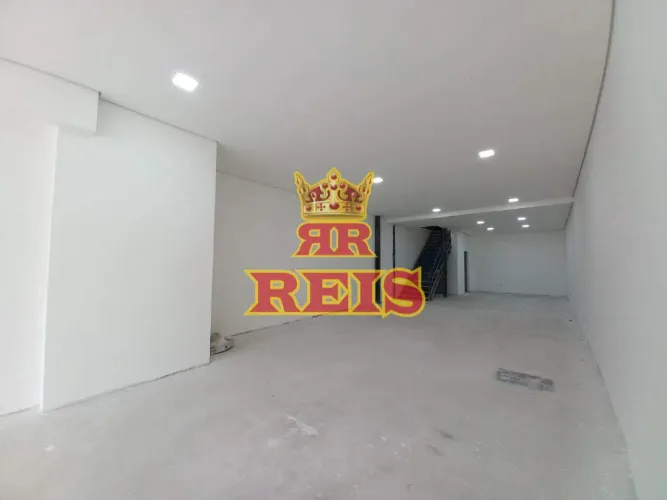 Salão comercial com Trifásico, 247m² -aluguel por R$ 7.390,00/mês - Paulicéia - São Bernar