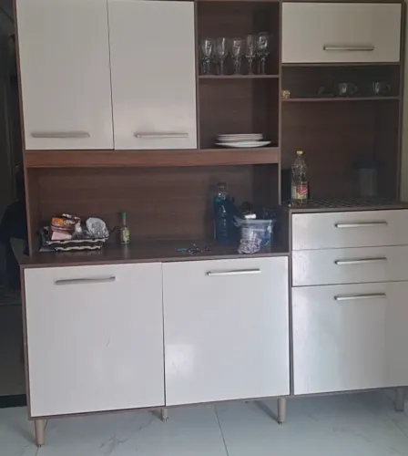Vende-se armario em boas condições $600