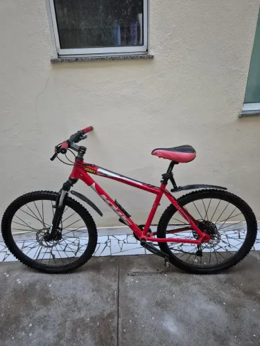 Bicicleta aro 26 KHS
