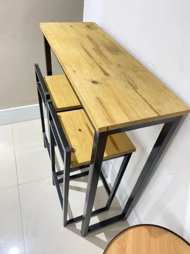 VENDO BANQUETA - INDUSTRIAL