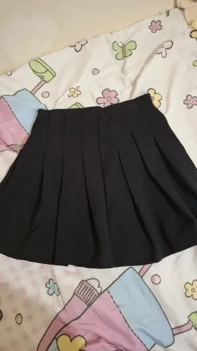 Saia Curta Plissada Estilo Colegial