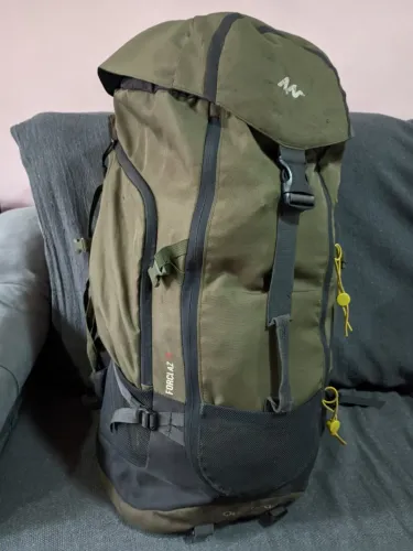 Mochila trilha quechua forclaz 70L trekking montanha viagem acampamento camping mochilão