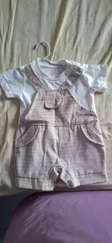 Macacão de bebê 