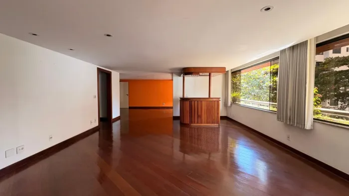 Apartamento à Venda no Gutierrez | 5 Quartos - 260 m²