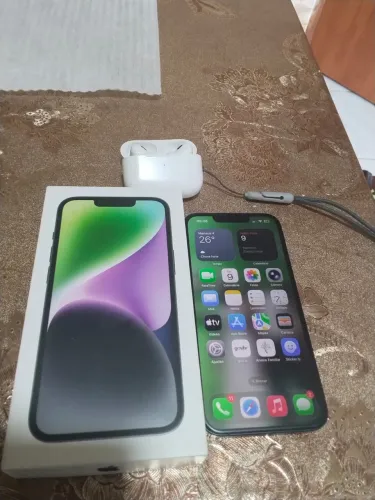 iPhone 14