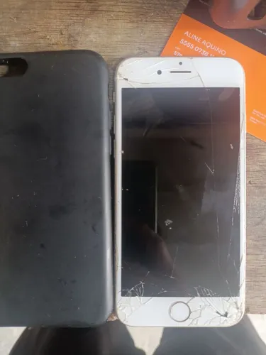 iPhone 6s com a tela trincada mas tudo pegando um poco m6 pro tudo pegando aceito troca x