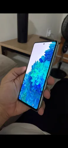Galaxy s20 Fe (negociavel)