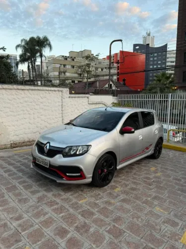 Renault Sandero RS Racing Spirit Flex 2.0 16V 5P 2018
