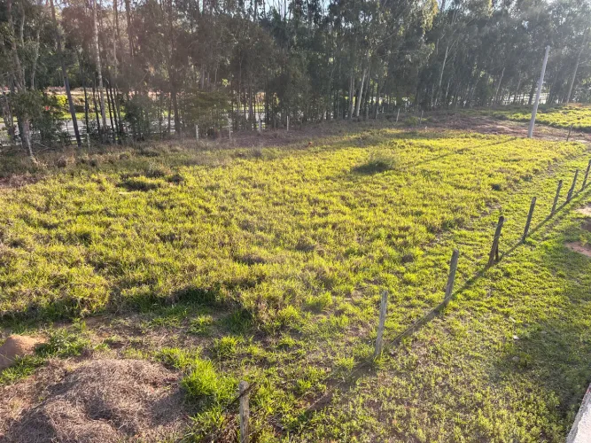 Vende-se terreno de 1000m