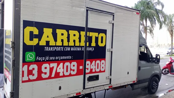 Fretes mudanças e carretos