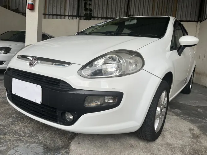Fiat Punto Attractive 1.4 Fire Flex 8V 5P 2013