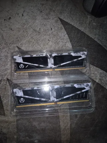 Memória Ram DDR4 - 2x8GB (16GB) TFORCE