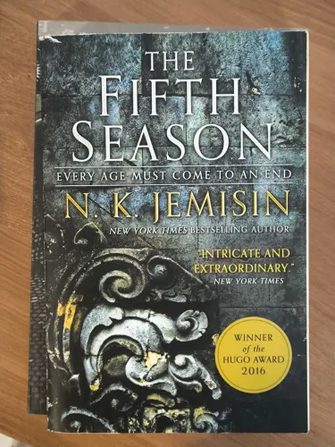 Livro The Fifth Season de N.K Jemisin