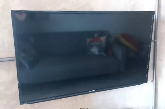 SMART TV SAMSUNG 46 POLEGADAS C/ DEFEITO