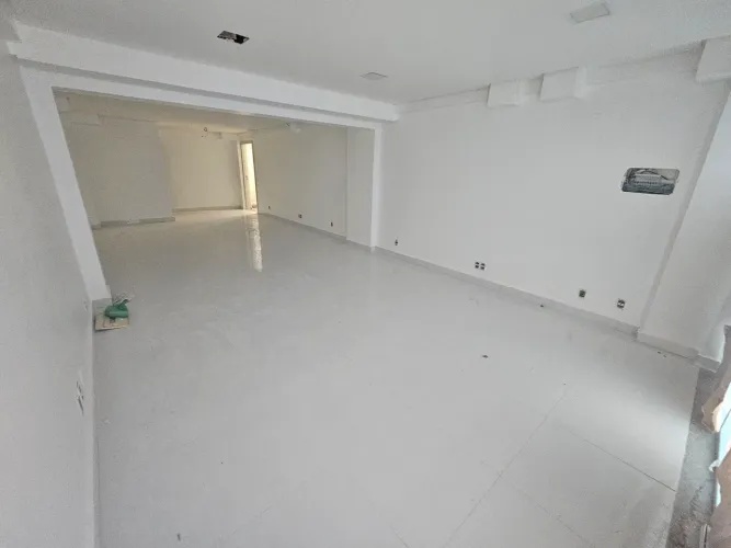 Sala comercial para LOCAÇÃO bairro Vila Nova
