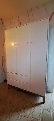 Guarda roupas 3 portas