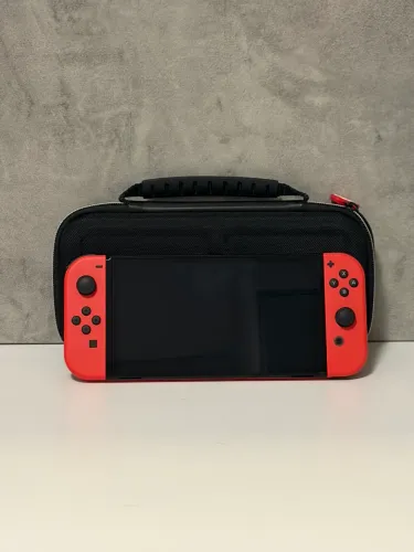 nintendo switch edição mário OLED com acessórios 