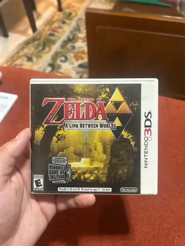 The Legend of Zelda A Link Between Worlds - Nintendo 3DS