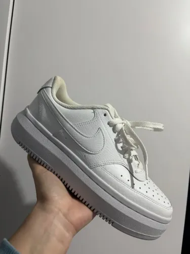 Tênis Nike Court Vision Alta TAM 38