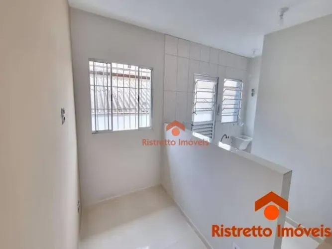 Apartamento com 1 dormitório para alugar, 26 m² por R$ 1.303,00 - Umuarama - Osasco/SP