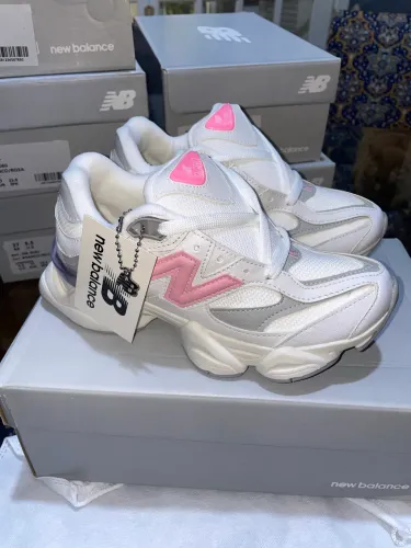 Tênis New Balance 9060 feminino