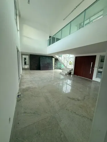 CASA LAGUNA | ALTO PADRÃO