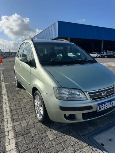 Fiat Idea ELX 1.4 MPI Fire Flex 8V 5P 2010