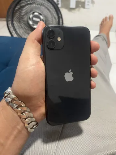 iPhone 11 impecável .