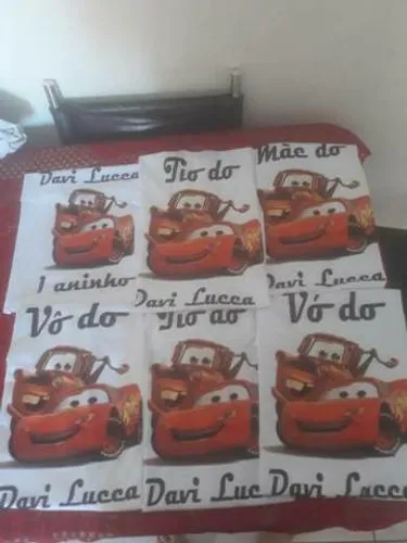 Camisetas para aniversário - Arte Grátis