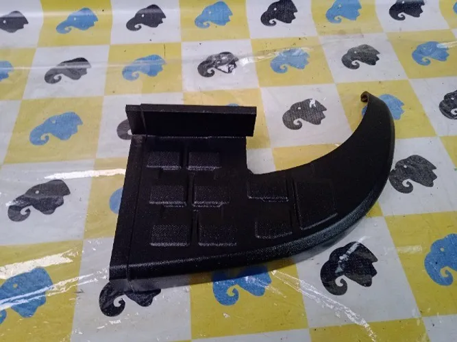 Pisadeira Moldura Direito Parachoque Traseiro Chevrolet S10 2013-15 Cód *rh