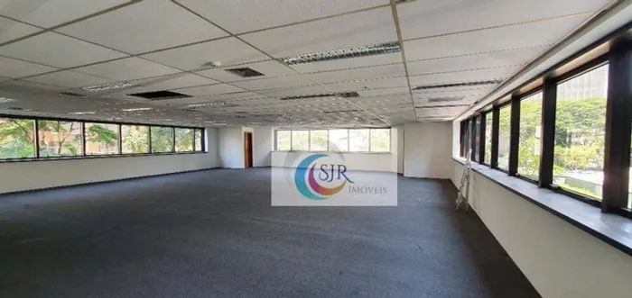 Sala comercial de 1.715 m² de área útil, em excelente localização, em Pinheiros, zona oest