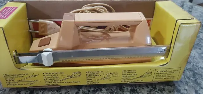  Faça elétrica antiga